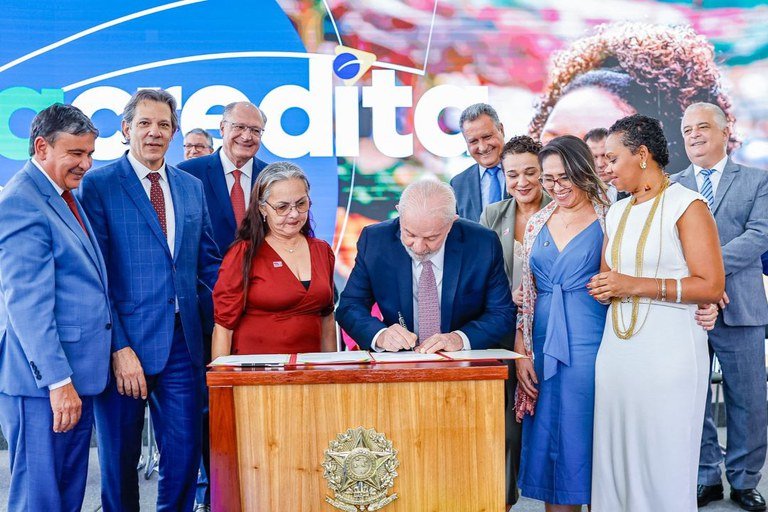 Presidente Lula lança programa de crédito para MEIs, Micro e Pequenas Empresas: “início de um futuro promissor” Lula Acredita.jpg