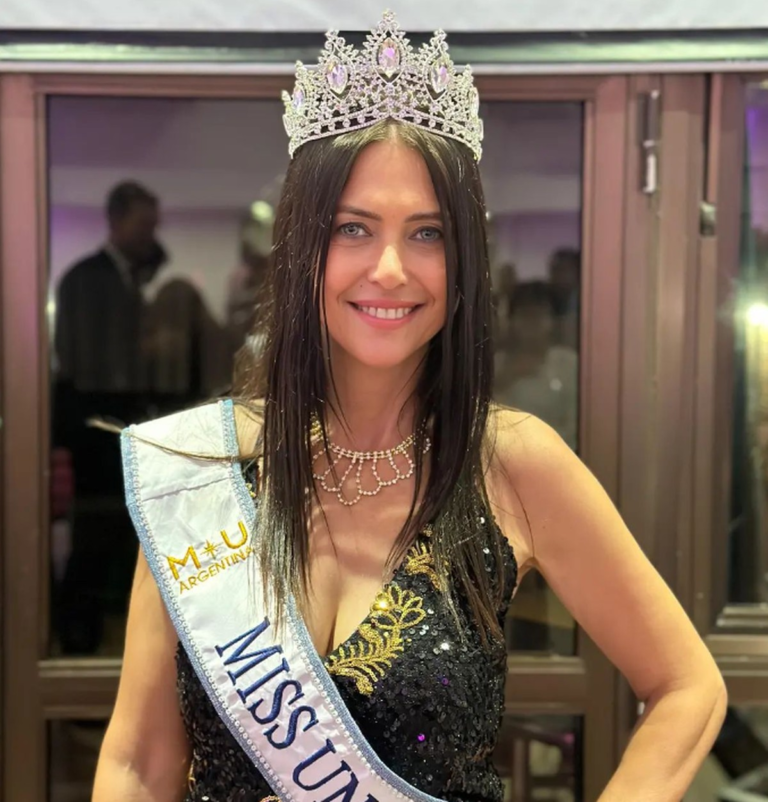 Eleita Miss Buenos Aires, advogada de 60 anos mira título nacional e revela segredos de beleza e saúde; conheça