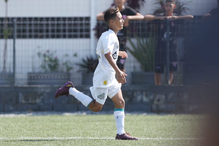 Santos FC vence jogos contra Flamengo de Guarulhos pela Paulista Cup das categorias Sub-10 e Sub-12 – Santos Futebol Clube