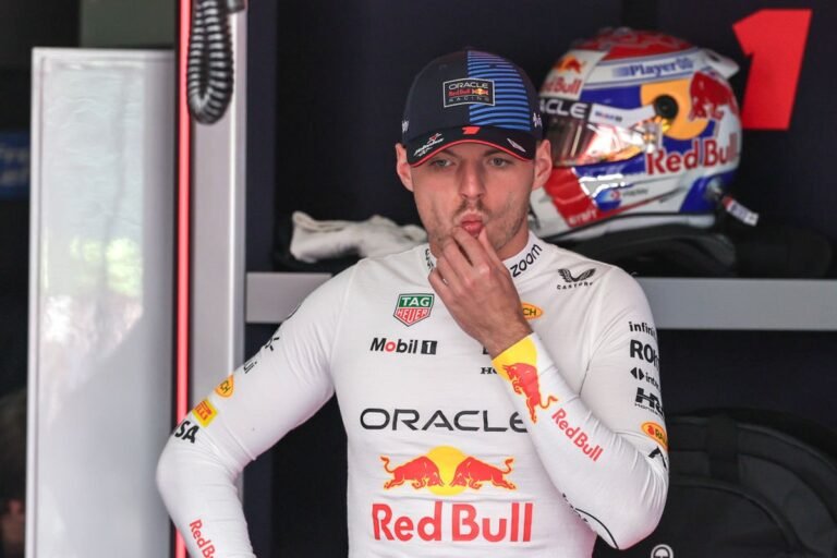 F1: Verstappen reclama por Hamilton atrapalhá-lo em treino