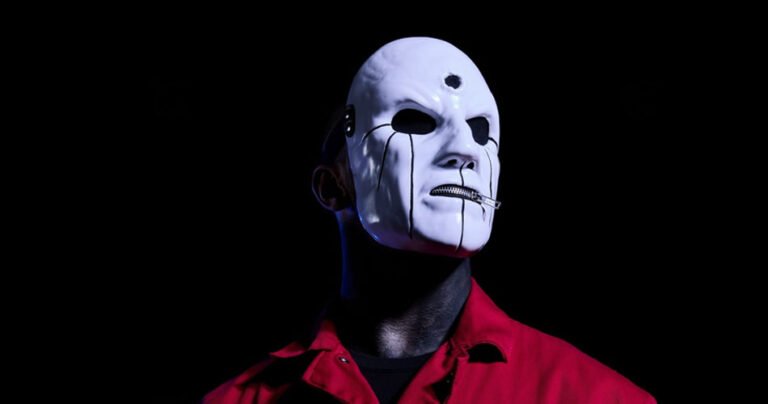 Eloy Casagrande manifesta-se sobre sua entrada no Slipknot – A Rádio Rock – 89,1 FM – SP