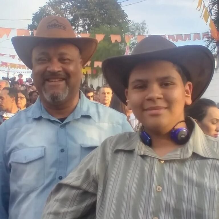Pai divide experiência de ter filho afetivo autista: ‘Foi muita emoção quando ele me chamou de pai’