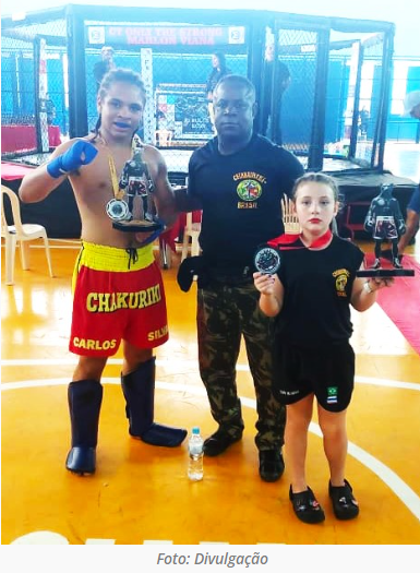 Atletas mirins de Formiga se destacam em campeonato de kickboxing, em Morada Nova de Minas